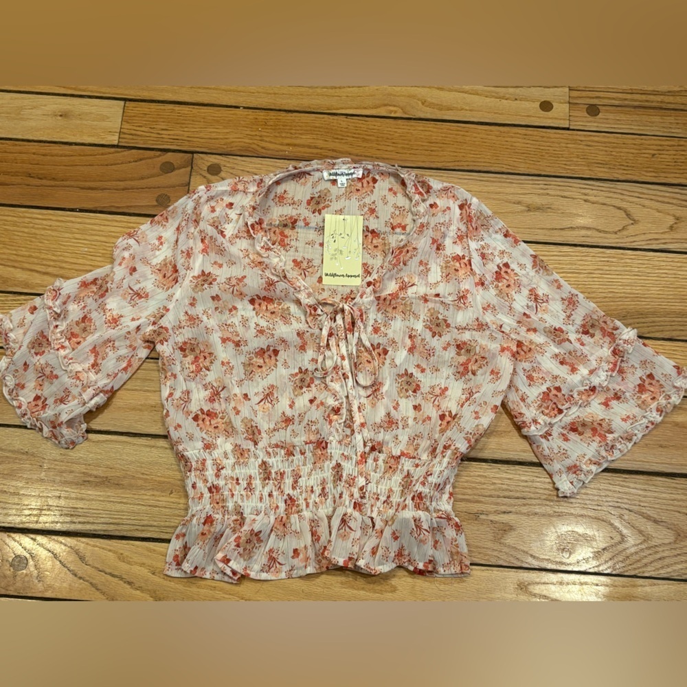 Wildflowers Apparel Beige Top with Red and Orange Floral Design large new w tags
